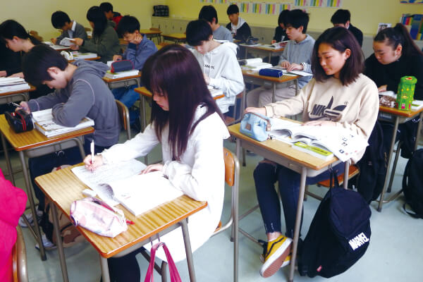 千葉本校 通信コース 通信制高校 千葉 中野 明聖高等学校 千葉本校 通信コース 通信制高校 千葉 中野 明聖高等学校