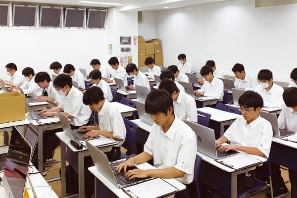千葉本校 全日itコース 通信制高校 千葉 中野 明聖高等学校
